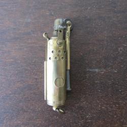 Briquet temp&ecirc;te militaire en laiton 1940-1950