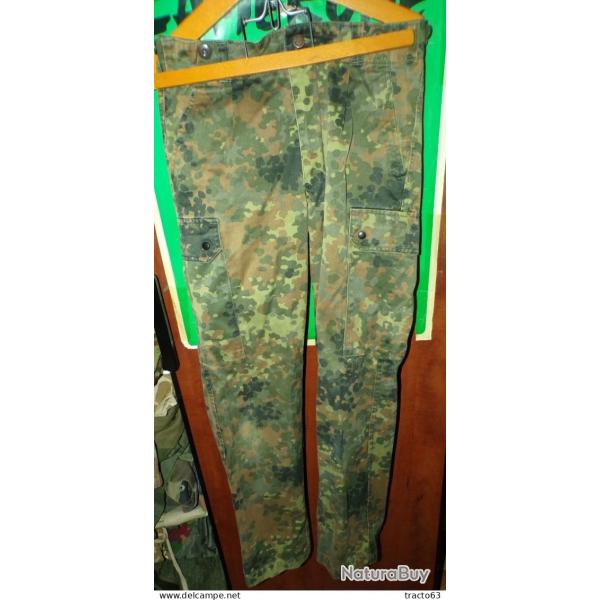 ARMEE ALLEMANDE : PANTALON�CAMOUFLE DE L'ARMEE ALLEMANDE DE 2012 EN TAILLE�40 SOIT�80 CM DE TOUR DE