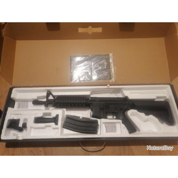 R�plique D'airsoft M4 CQB Noir full m�tal AEG