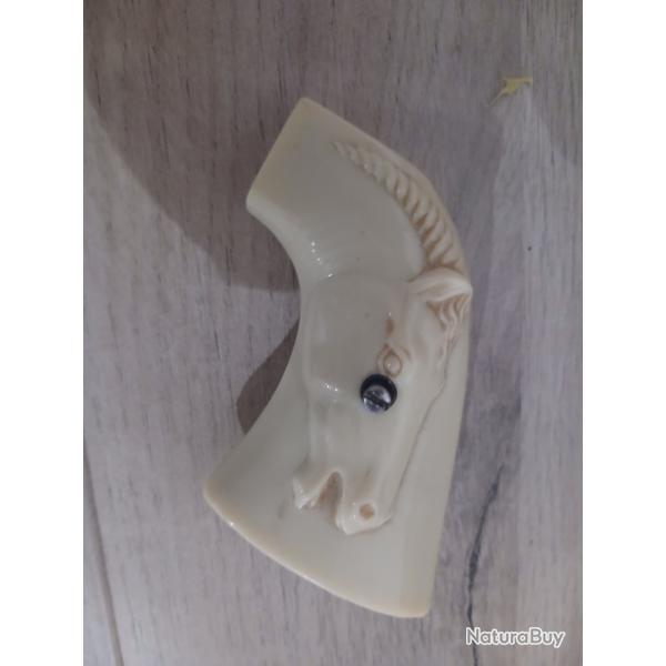 Tr�s belle plaquettes colt 1873 imitation ivoire