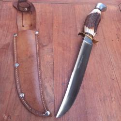 Magnifique Couteau de Chasse SABATIER Manche en Bois de Cerf