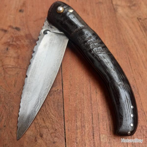 Joli Couteau ARTISANAL 2 Clous FORG� Manche en corne de Chamois