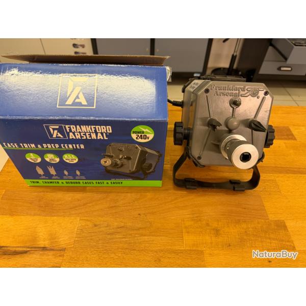 Vends case prep and trim center Francfort Arsenal