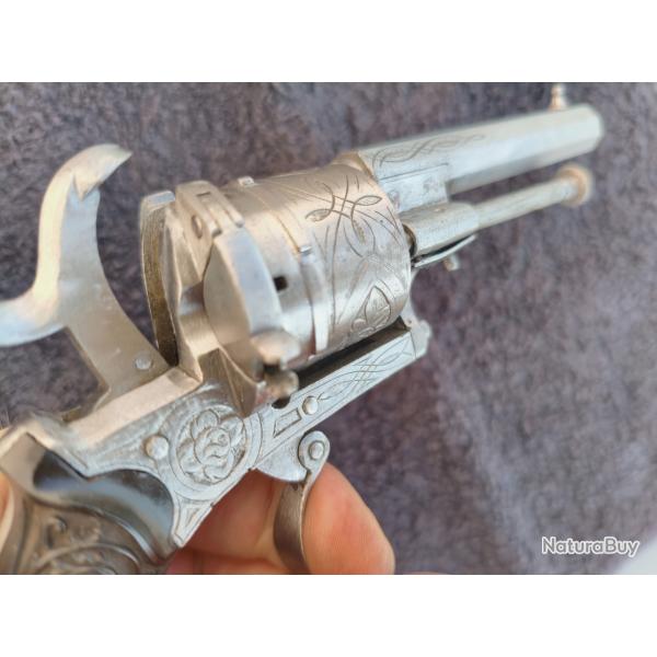 Revolver 7 mm � Broche, type Lefaucheux