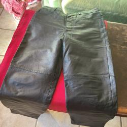 Pantalon en cuir de ch&egrave;vre, pas de prix de r&eacute;serve