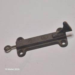 Ancien loqueteau de persienne, volet, porte, en fonte et &agrave; coulisse , solide