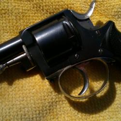 revolver type bull dog cal 320
