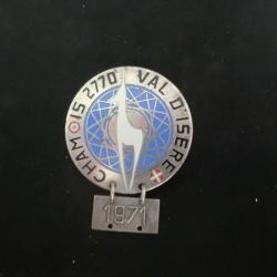 insigne broche chamois  2770 val d'is&egrave;re   1971