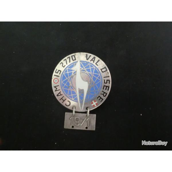 insigne broche chamois  2770 val d'is�re   1971