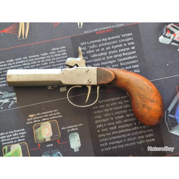 Pistolet de poche � percussion