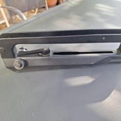 Poign&eacute;e de transport de FAMAS F1