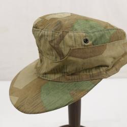 Casquette camouflage &agrave; &eacute;clats