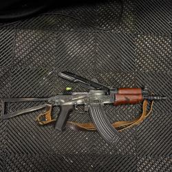 AKS74 CM045A FULL METAL BOIS AEG de chez CYMA.