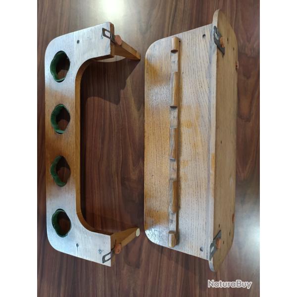 R�TELIER d' ARMES pour 4 FUSILS -