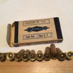 Une bo&icirc;te de10 cartouches 9m/m poudre noire