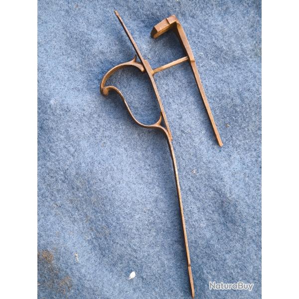 Pontet et pi�ces grav�es de fusil de chasse XIXe si�cle