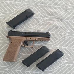 &Agrave; vendre POLYM&Egrave;RE P80 9X9MM tr&egrave;s bon &eacute;tat.