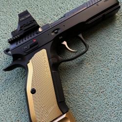 CZ Shadow 2 - &Eacute;dition Gold (L'&eacute;l&eacute;gance au service de la pr&eacute;cision)