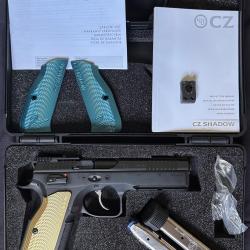CZ Shadow 2 - &Eacute;dition Gold (L'&eacute;l&eacute;gance au service de la pr&eacute;cision)