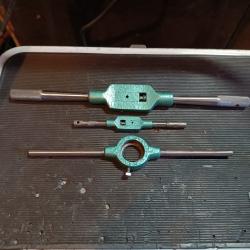 Lot porte fili&egrave;re et porte taraud professionnel tr&egrave;s bon etat