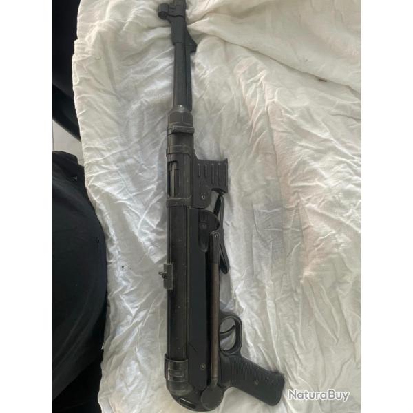 R�plique japonaise MP40