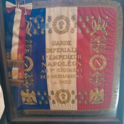 Drapeau  comm&eacute;moratif de la garde Imp&eacute;riale Napol&eacute;on