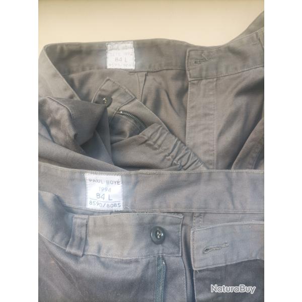 Lot de 2 pantalons de treillis fran�ais des ann�es 90