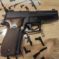 SIG SAUER P226