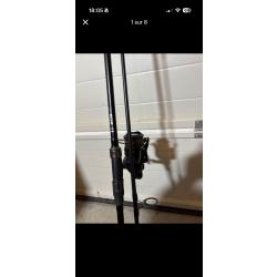 Lot de 4 cannes &agrave; carpe 3 Fox EOS + 1 avenger avec 4 moulinet daiwa black widow 25A et la housse CSC