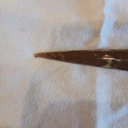 DAGUE / POIGNARD AVEC FOURREAU CUIR TRAVAILL&Eacute;