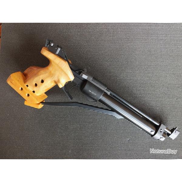 Superbe BAIKAL model MP46-M - Droitier - calibre 4.5 /.177 un des rare PCA totalement autonome.