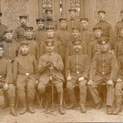 CPA -un groupe Soldat Allemand -N&deg;7600