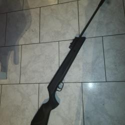 snowpeak sr1000x.Tres bon etat.A tir&eacute; 100 plomb max . Je passe a snoweak pcp.Vendu avec 3 chargeurs