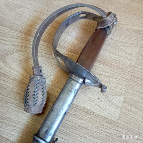 Sabre d'officier de cavalerie Italienne 1900 avec sa dragonne