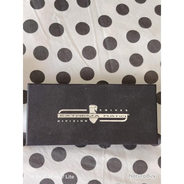 COUTEAU EXTREMA RATIO NEUF