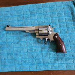 Revolver ruger redhawk 44 mag avec le canon de 7'5 pouces
