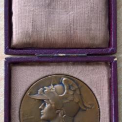 M&eacute;daille bronze et son coffret offert par le journal "La France de Bordeaux et Sud-ouest"