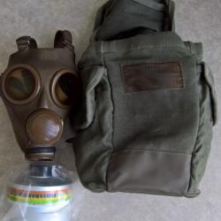 Masque &agrave; gaz Arm&eacute;e Fran&ccedil;aise ann&eacute;es 90