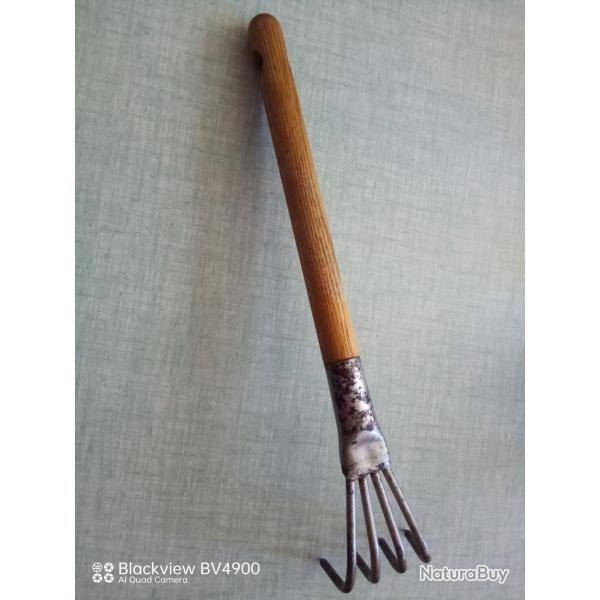 Gratte � coquillages acier