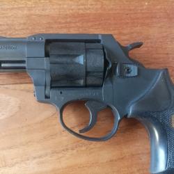 Revolver SAFEGOM de d&eacute;fense calibre 38