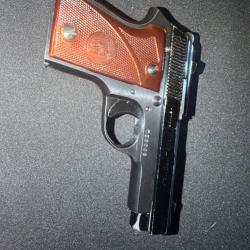 Pistolet Unique, model L "D", calibre 22lr, Cat&eacute;gorie B