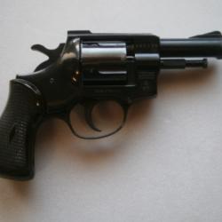 R&eacute;volver d'Alarme   ARMINIUS  H W - 1  G   Cal . 9 mm &agrave; Blanc  En tr&egrave;s bon &eacute;tat