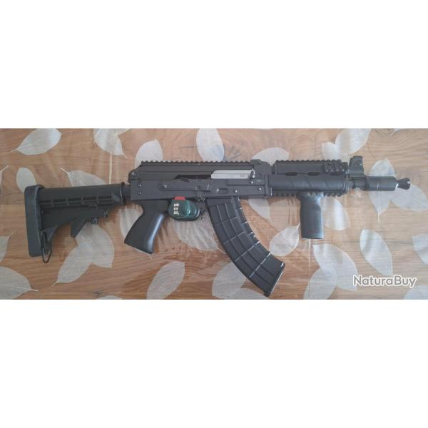 zastava M05C1 + 4 chargeurs + poign�e MGE