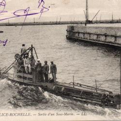 CPA - Marine de Guerre - LA PALLICE-ROCHELLE - Sortie d'un Sou - Marin N&deg;7072