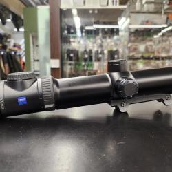 ZEISS VICTORY V8 1.1-8X30 RAIL ZM + MONTAGE BLASER OCCASION
