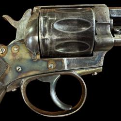 incroyable revolver de grande qualit&eacute; 8 coups en 7,5 nagant /7,5 suisse