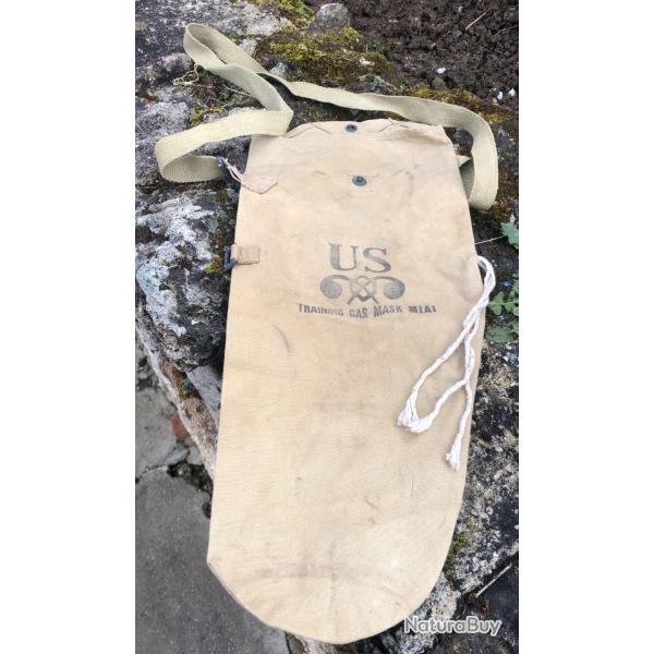 Housse Masque Anti Gaz et Stick anti Bu�e US  Army WW2  M1A1 Para