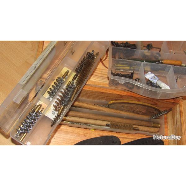 LOT de pi�ces d�tach�es dans caisse en bois - VENDU PAR JEPERCUTE (STO261)