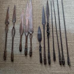 12 pointes de lance africaine tres anciennes