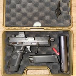 FN Herstal 502 22lr Noir